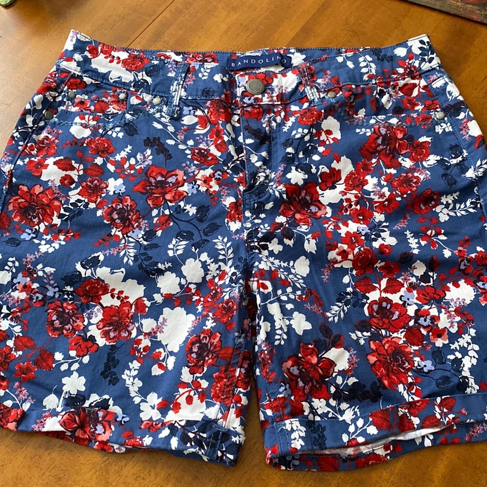 Bandolino shorts